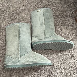 New light blue winter boots